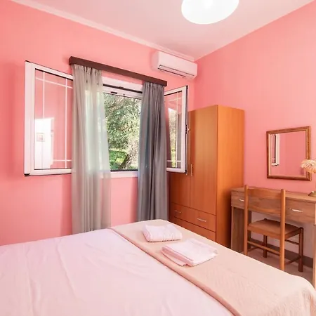 Apartment Marina's In Village Kornata
