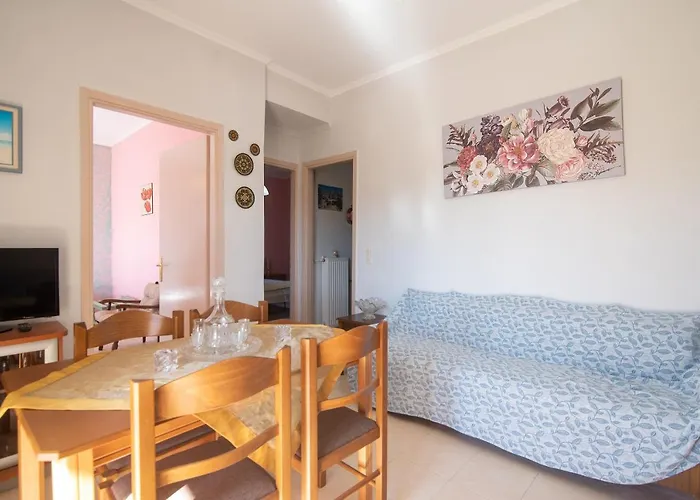 Marina's In Village Apartment